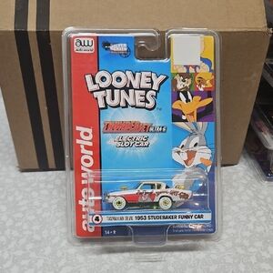 auto world 1953 Studebaker Funny Car Thunderjet Ultra-G Slot Car iwheels